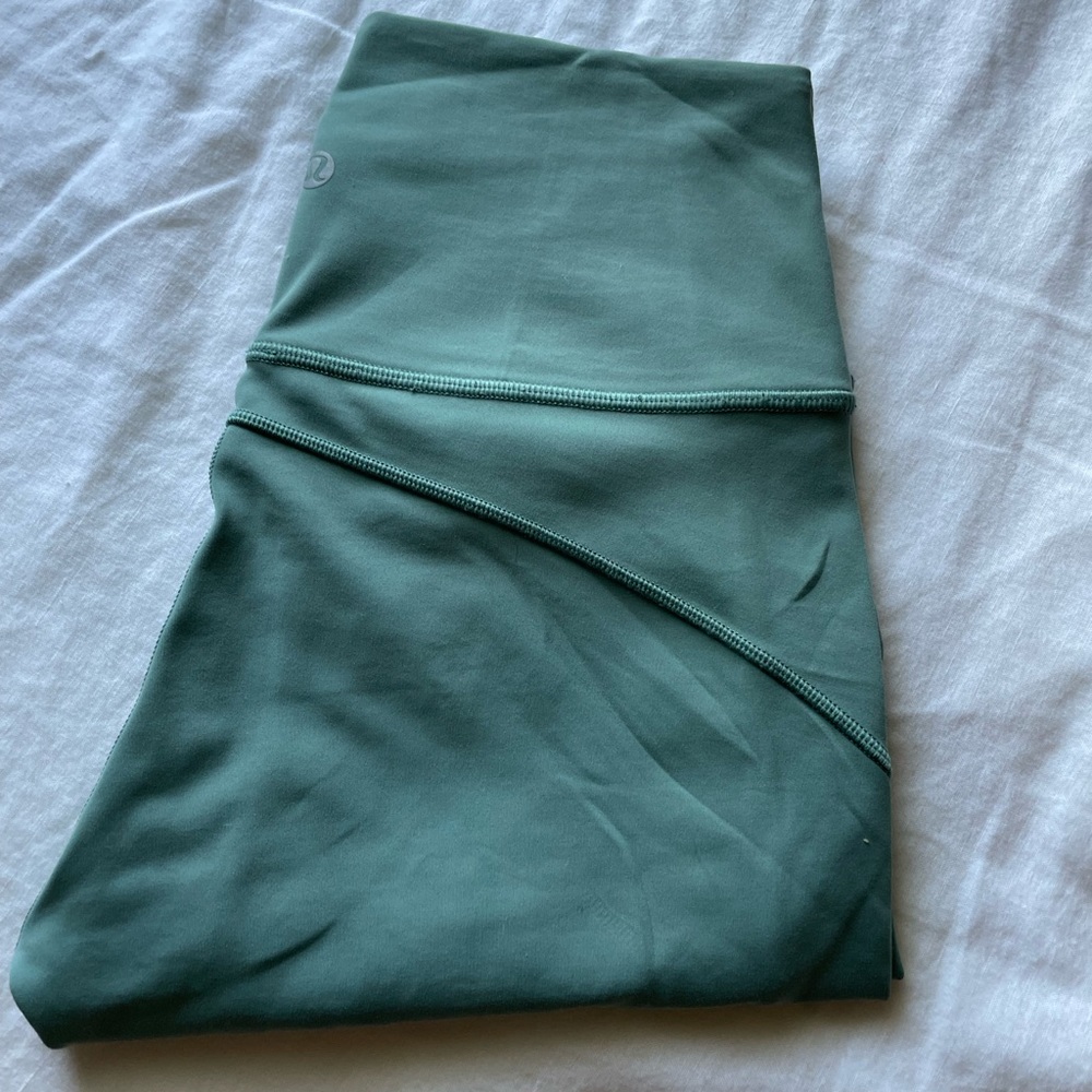 Lululemon In Movement Tidewater Teal size 6